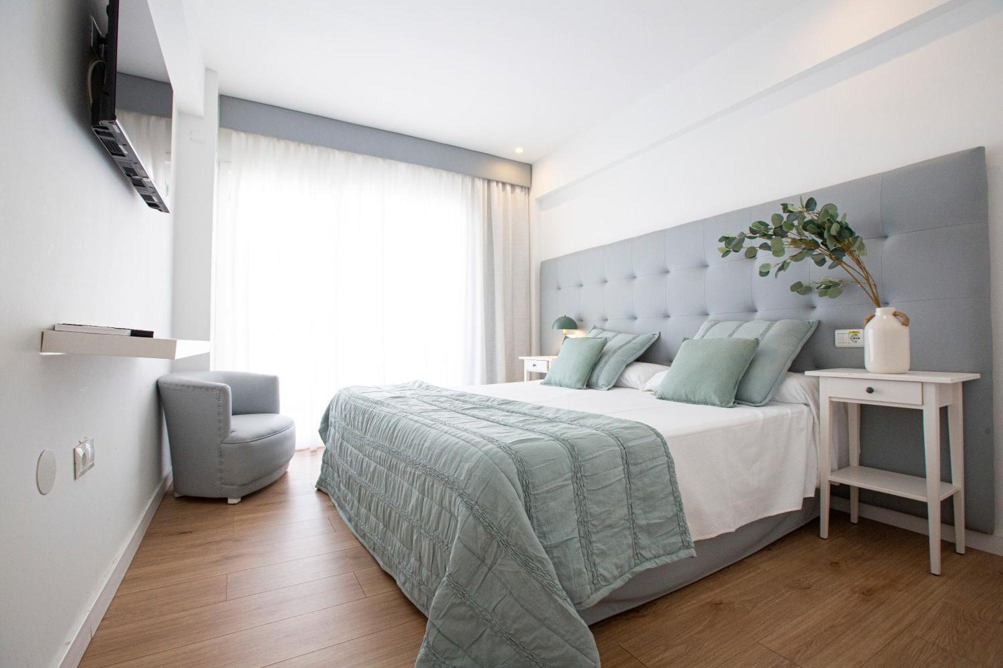 Fleming Playa Poniente Hotel Benidorm Bagian luar foto