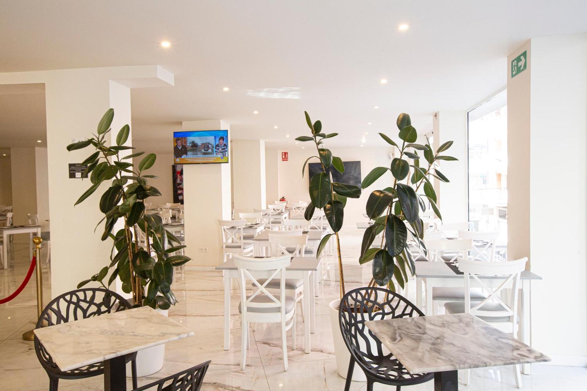 Fleming Playa Poniente Hotel Benidorm Bagian luar foto