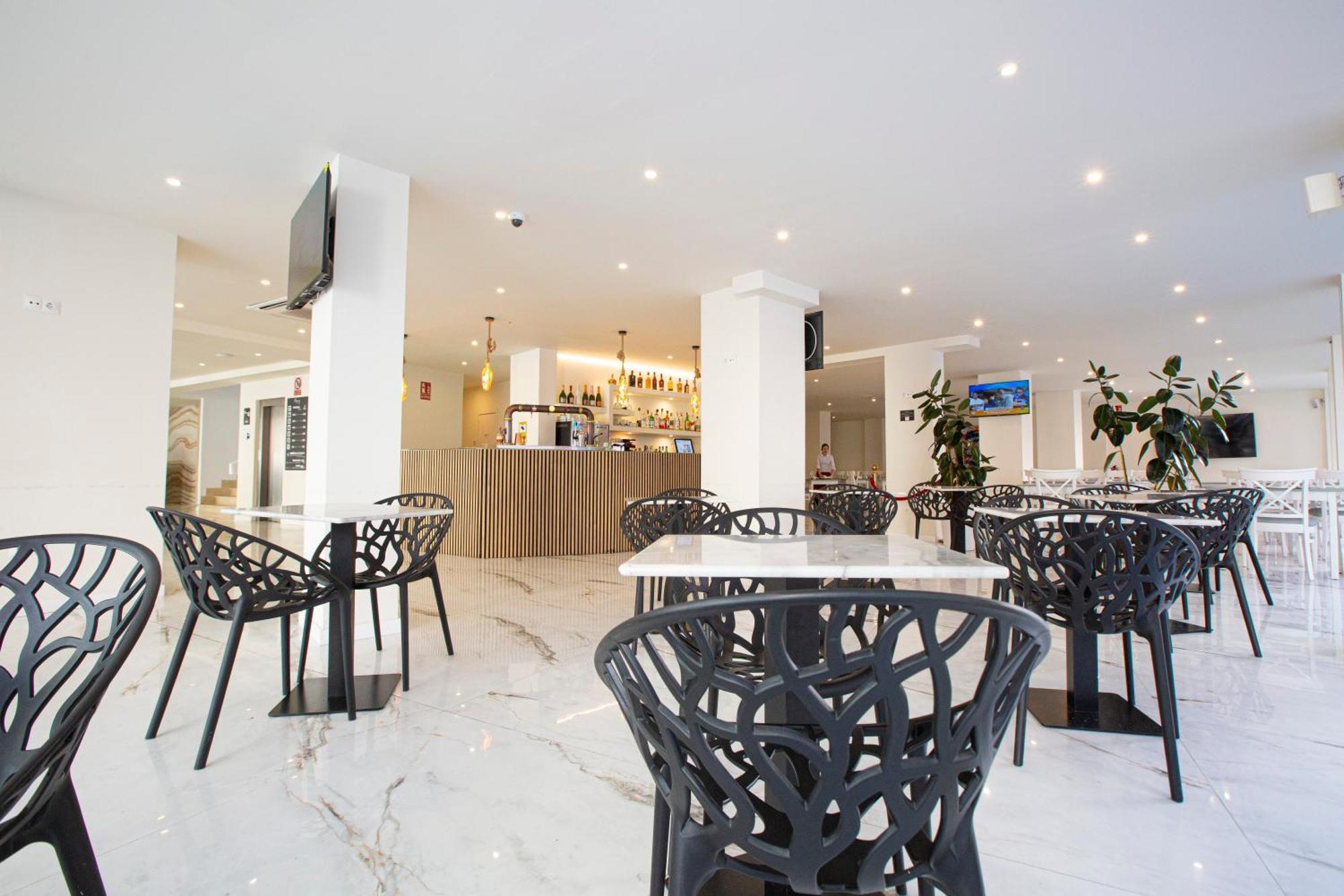 Fleming Playa Poniente Hotel Benidorm Bagian luar foto